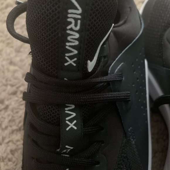 Brand new, never worn . - Picture 4 of 5